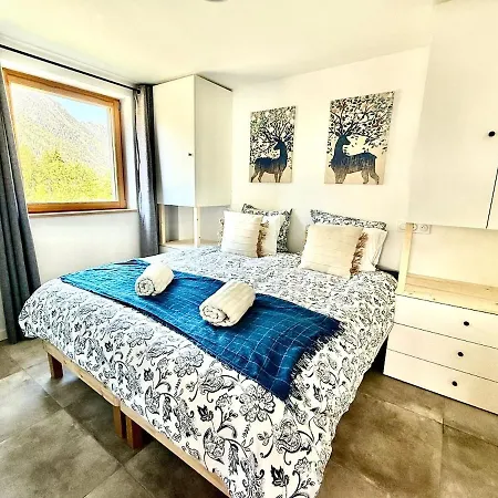 Spacious Mont Blan *
